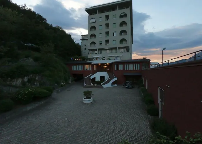 Kosmopolitan Valbrona