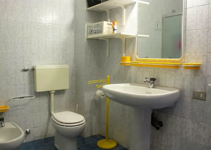 Kosmopolitan * Valbrona