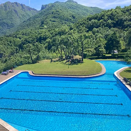 Kosmopolitan * Valbrona